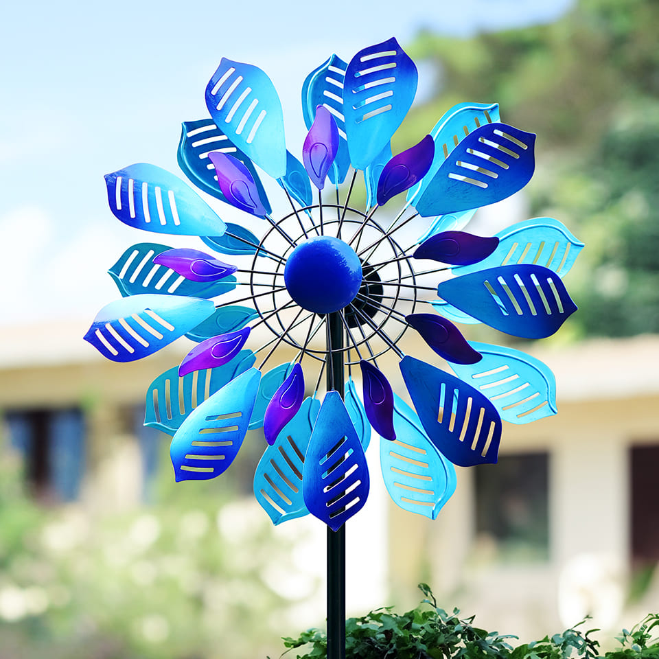 Metal Peacock Feather Garden Wind Spinner 