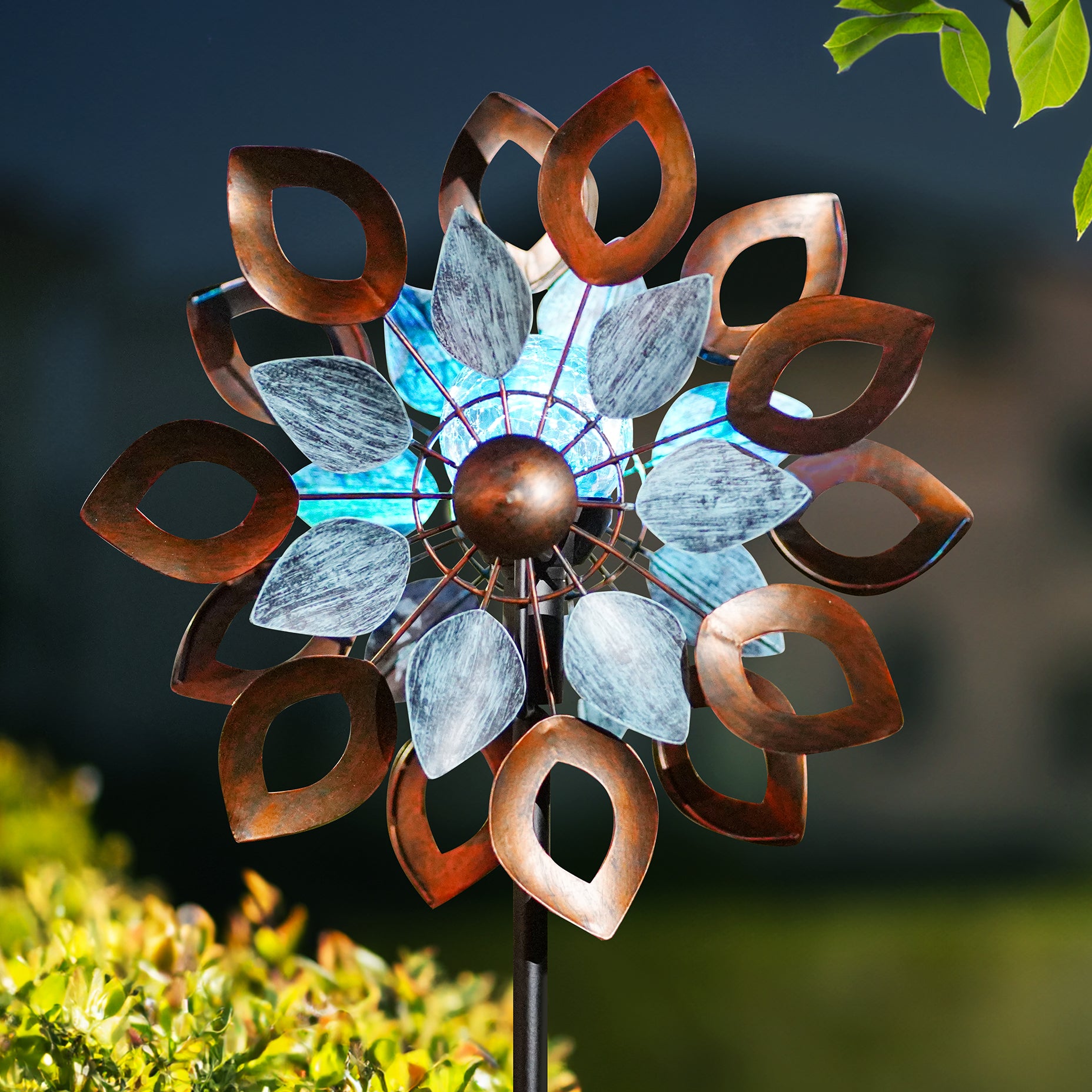 Retro Dahlia Solar Wind Spinner – Cyan Oasis