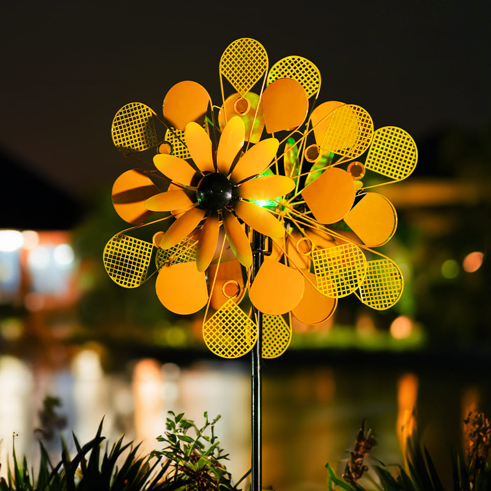 Solar Light Wind Sculptures Yellow Metal Sunflower Garden Wind