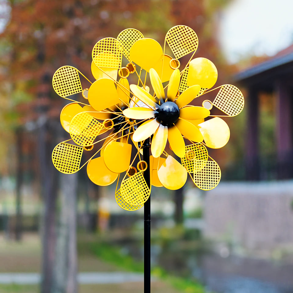 Solar Light Wind Sculptures Yellow Metal Sunflower Garden Wind
