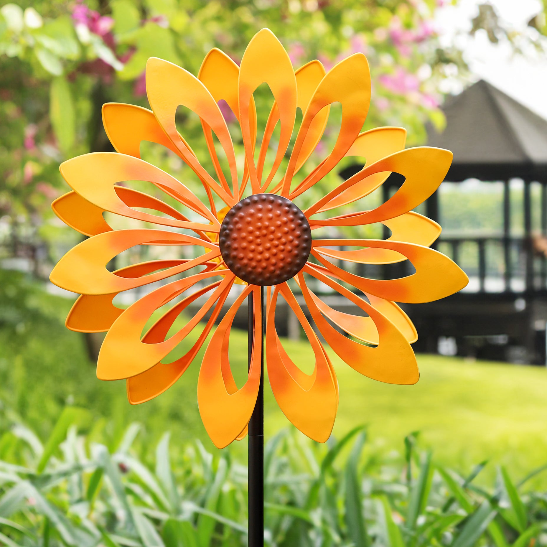 Sunny Daisy Wind Spinner – Cyan Oasis