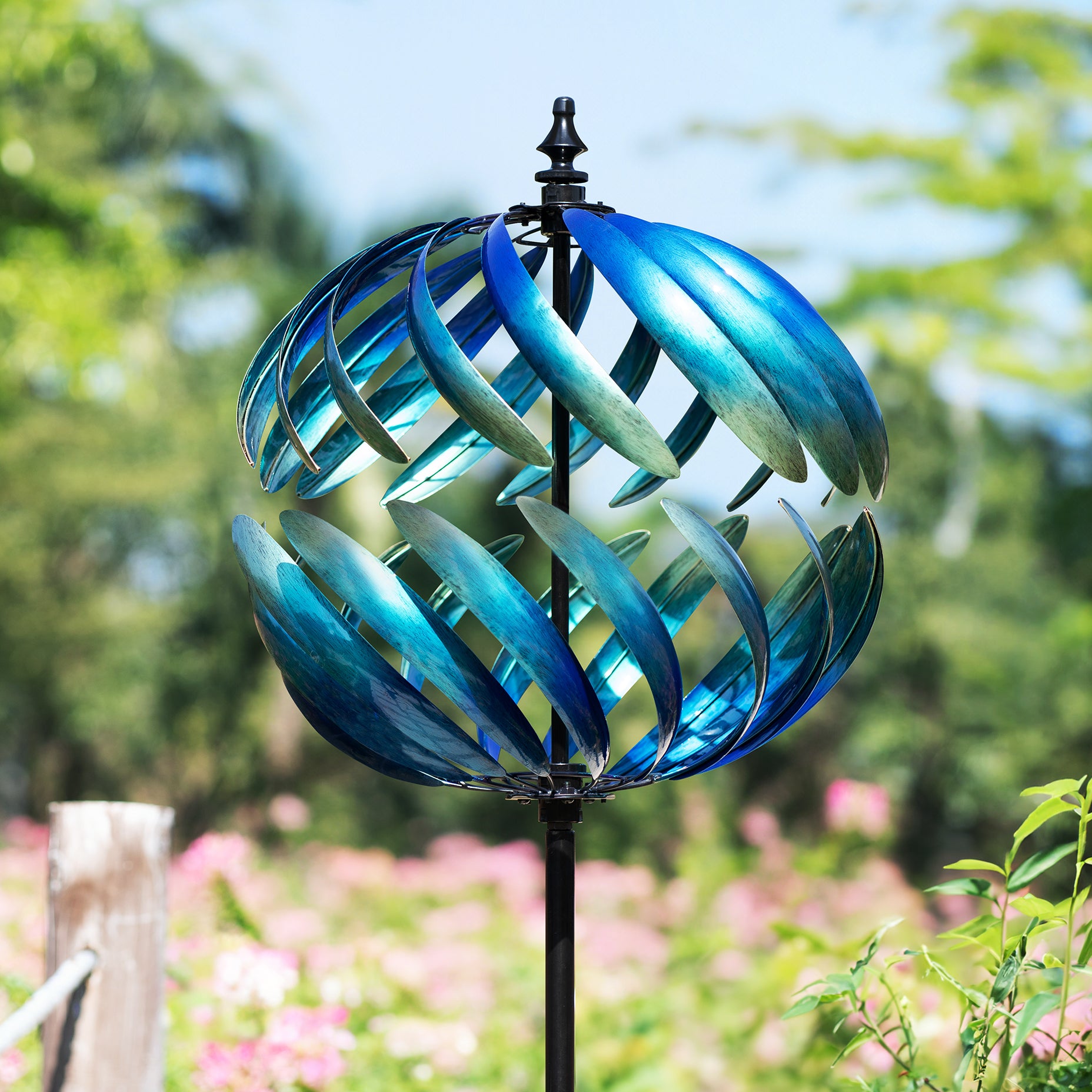 Dawn Globe Wind Spinner – Cyan Oasis